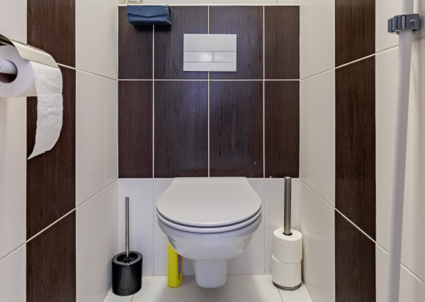 REZERVOVANÉ - Na predaj priestranný 4-izbový byt vo vyhľadávanej lokalite blízko centra Bratislavy