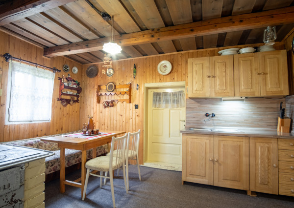 Na predaj tradičná drevenica v malebnom prostredí obce Východná