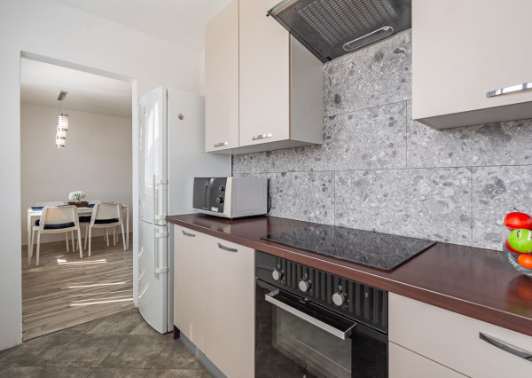 Na prenájom moderný 3 -izbový byt v Senci