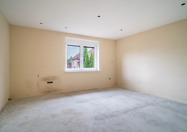 Na predaj pôvodný 3-izbový rodinný dom s potenciálom v Trenčíne, časť Zlatovce