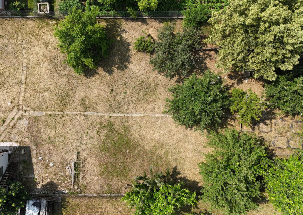 Na predaj pozemok s investičným potenciálom v Trenčíne, časť Zlatovce