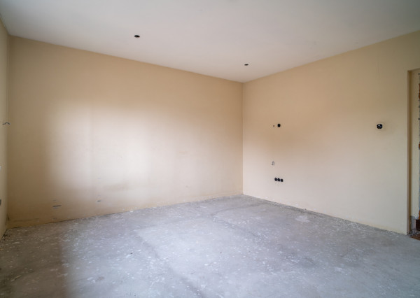 Na predaj starší rodinný dom s veľkým pozemkom v Trenčíne, časť Zlatovce