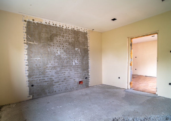 Na predaj starší rodinný dom s veľkým pozemkom v Trenčíne, časť Zlatovce