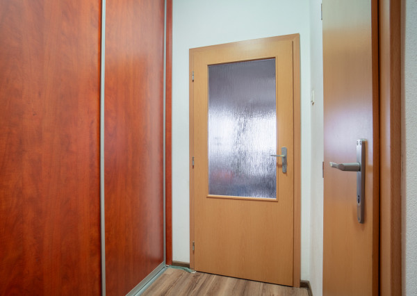 REZERVOVANÝ: Na predaj 1-izbový byt na Račianskej ulici s investičnou perspektívou