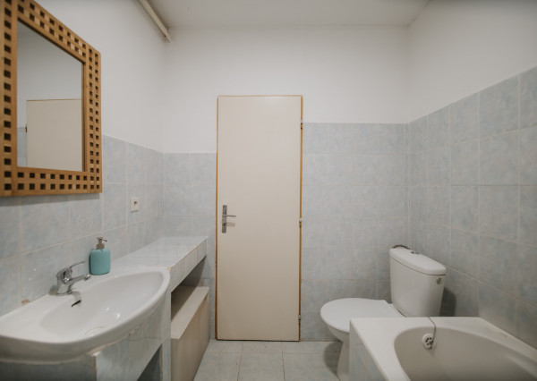 PREDANÉ: Na predaj priestranný rodinný dom v obci Beluša