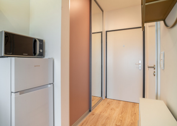 Na prenájom útulný 1-izbový byt v Bratislave - Labutia ulica