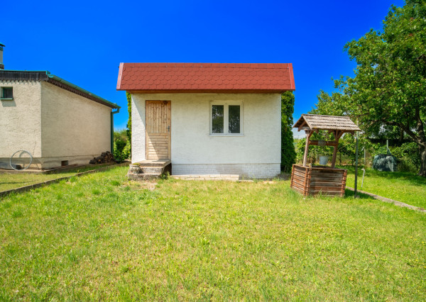 Na predaj záhradná chatka v rekreačnej oblasti v Špačinciach