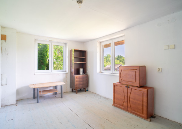 Na predaj záhradná chatka v rekreačnej oblasti v Špačinciach