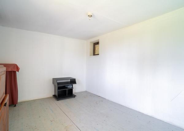 Na predaj záhradná chatka v rekreačnej oblasti v Špačinciach