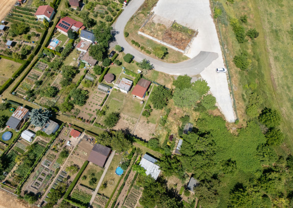 Na predaj záhradná chatka v rekreačnej oblasti v Špačinciach