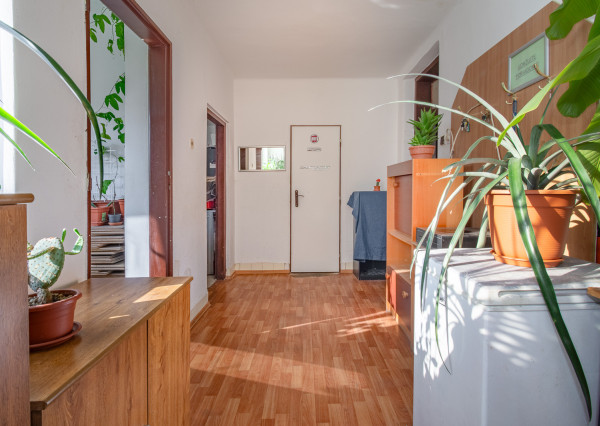 Na predaj rodinný dom s investičným potenciálom v Hrnčiarovciach nad Parnou