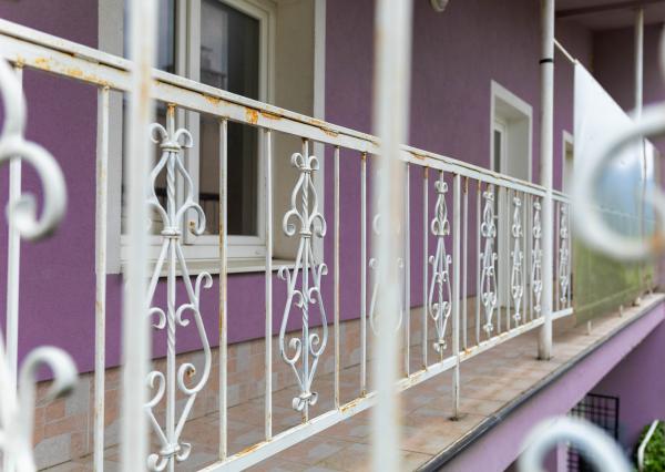 Na predaj 5-izbový byt s terasou a parkovacím miestom v obci Lipovec