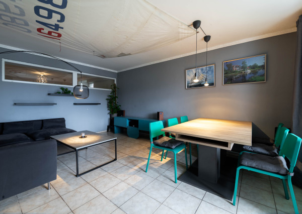 Na predaj 3-izbový byt s terasou, predzáhradkou a parkovacím miestom v obci Lipovec