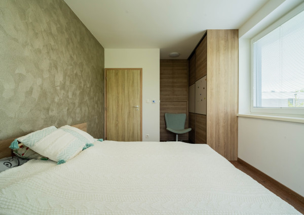 REZERVOVANÉ:Na predaj rodinný dom s terasou v Dunajskej Lužnej