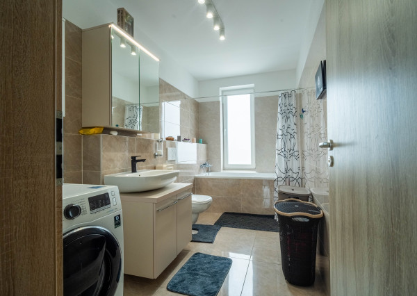 REZERVOVANÉ:Na predaj rodinný dom s terasou v Dunajskej Lužnej