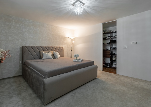 REZERVOVANÉ: Na predaj zariadený 4-izbový rodinný dom v Dolnej Strede