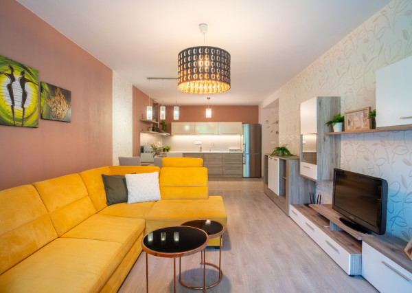 REZERVOVANÉ: Na predaj priestranný 3-izbový byt na Slávičej ulici v Senci