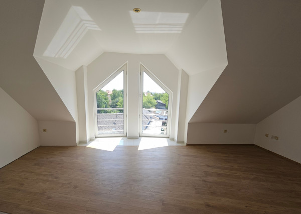 Na prenájom  3-izbový byt v Malackách na ulici Radlinského