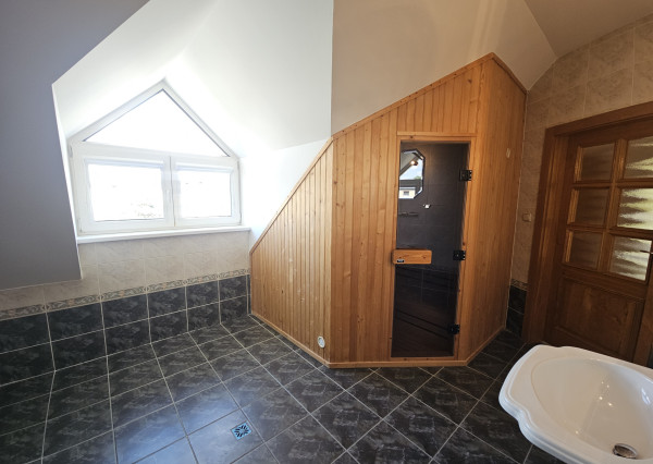 Na prenájom  3-izbový byt v Malackách na ulici Radlinského