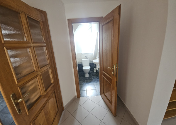 Na prenájom  3-izbový byt v Malackách na ulici Radlinského