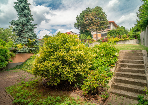 Na predaj 5-izbový rodinný dom s udržiavanou záhradou v bratislavskej časti Kramáre