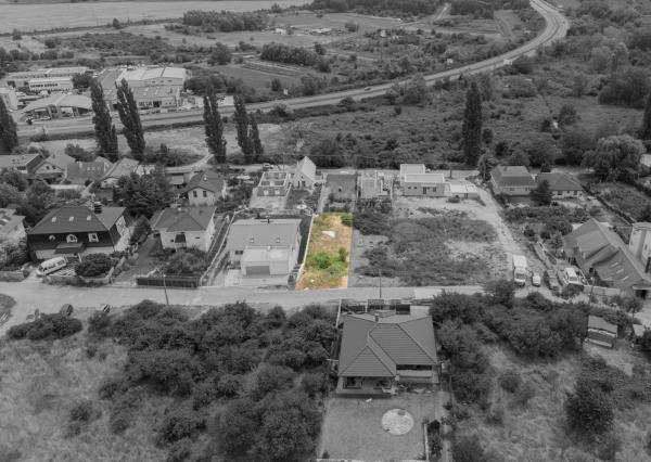 Na predaj pozemok vo viniciach v Pezinku - Grinava