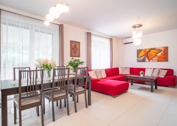 REZERVOVANÉ:Na predaj nadštandardná rodinná vila v obci Dunajská Lužná