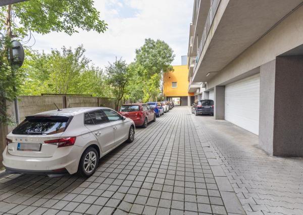 Na prenájom zariadený 2-izbový byt v Podunajských Biskupiciach