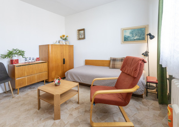 Na predaj 3-izbový byt v Bratislave-Podunajské Biskupice