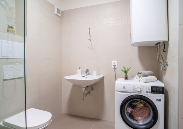 REZERVOVANÉ: Na predaj moderný 2-izbový byt v Kostolišti