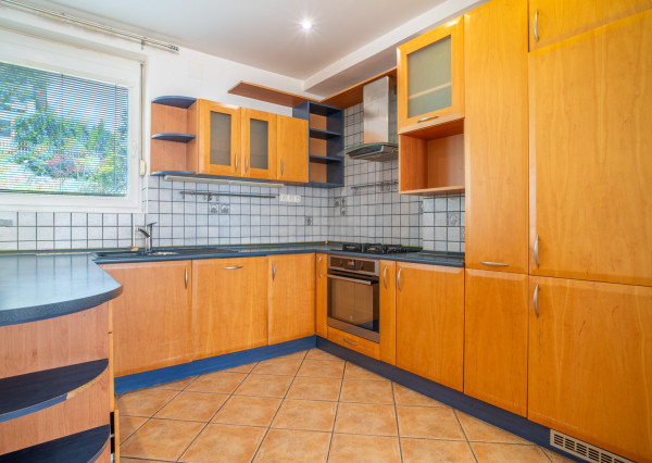 Na prenájom 5-izbový rodinný dom s udržiavanou záhradou v bratislavskej časti Kramáre