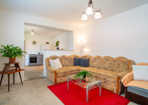 Na predaj 4-izbový rodinný dom v obci Závod