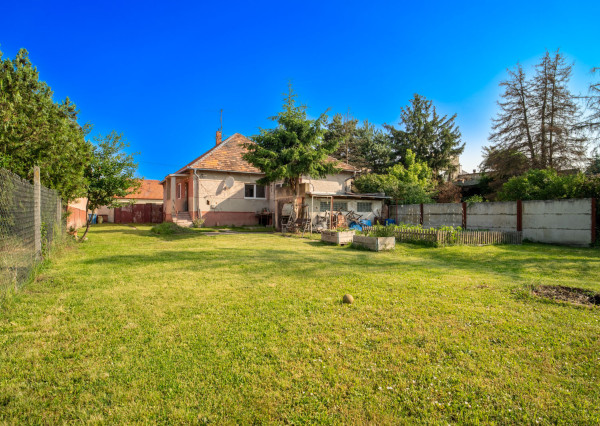 Na predaj 4-izbový rodinný dom v obci Závod