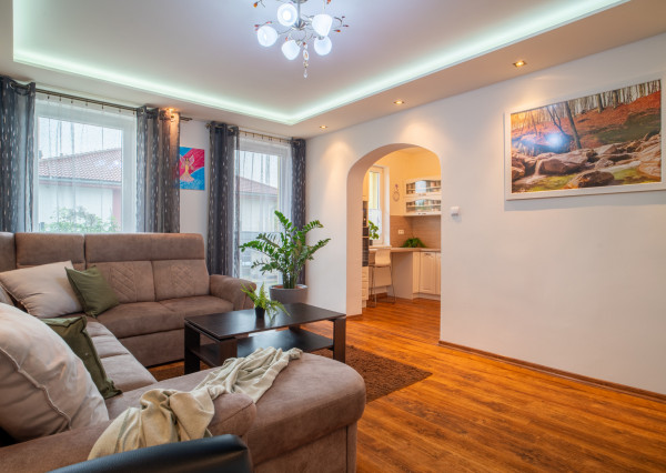 Na predaj rodinný dom s garážou v tichej časti Serede