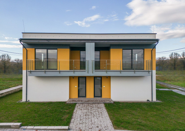 Na predaj 3-izbový byt v obci Marhaň