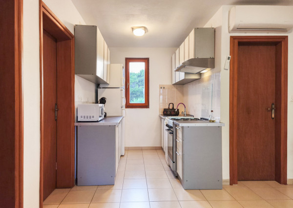 Na predaj 3-izbový apartmán na ostrove Vir v Chorvátsku