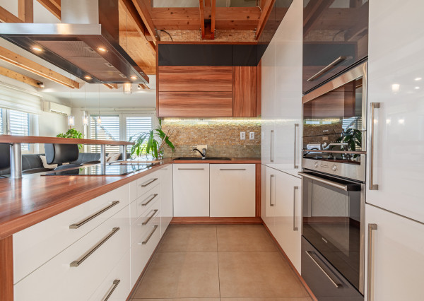 Na prenájom kompletne zariadený 4-izbový podkrovný byt v Ivanke pri Dunaji