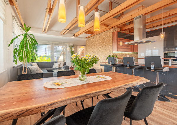 Na prenájom kompletne zariadený 4-izbový podkrovný byt v Ivanke pri Dunaji