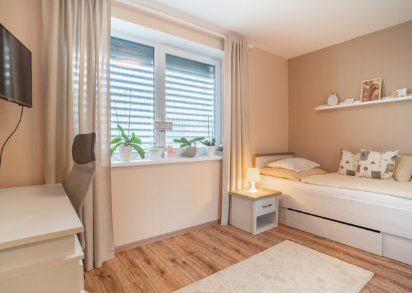 REZERVOVANÉ - Na predaj 5-izbový rodinný dom v Rovinke