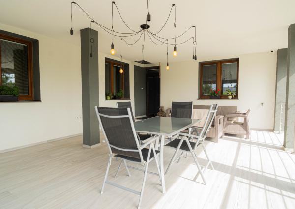 Na predaj 5-izbový rodinný dom v obci Dvorníky