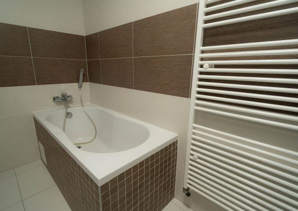 Na predaj 5-izbový rodinný dom v obci Dvorníky