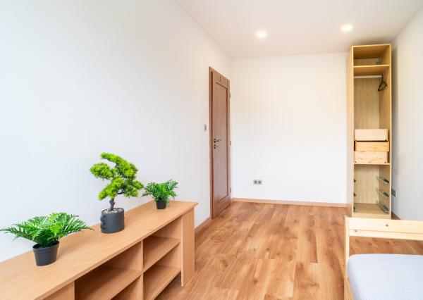 Na predaj priestranný 3-izbový byt s veľkou loggiou v Rači