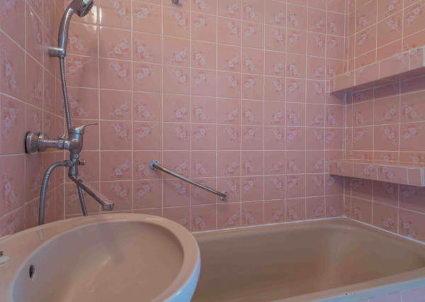 REZERVOVANÝ: Na predaj priestranný 2-izbový byt v Starej Ľubovni