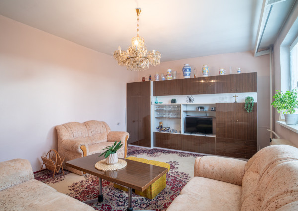 Na predaj 7-izbový rodinný dom v Studienke s investičným potenciálom