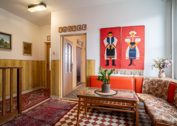 Na predaj 7-izbový rodinný dom v Studienke s investičným potenciálom