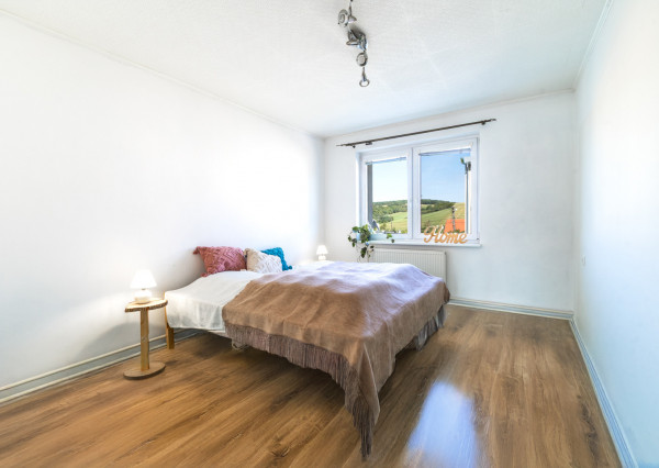 Na predaj čiastočne zariadený 3-izbový byt v Kálnici