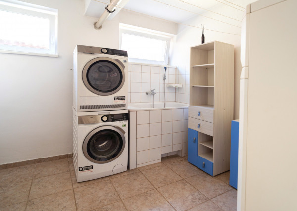 Na predaj 6-izbový rodinný v Zamarovciach