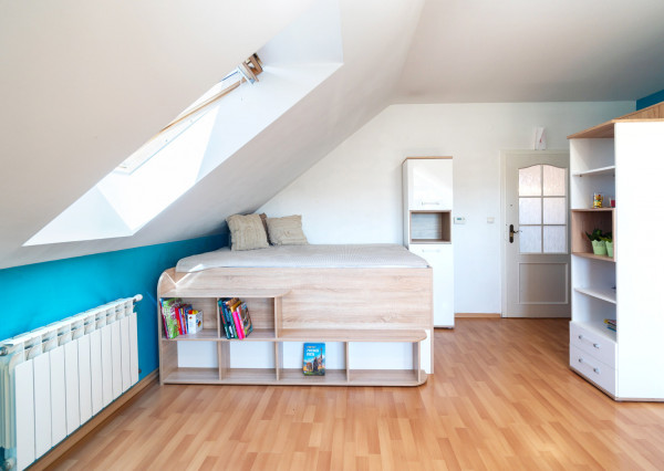 Na predaj 6-izbový rodinný v Zamarovciach