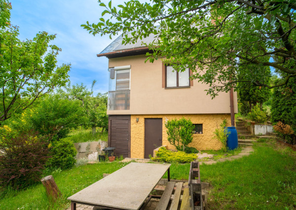 VÝRAZNÁ ZĽAVA: Na predaj záhradná chata s výhľadom na golfové ihrisko v Skalici