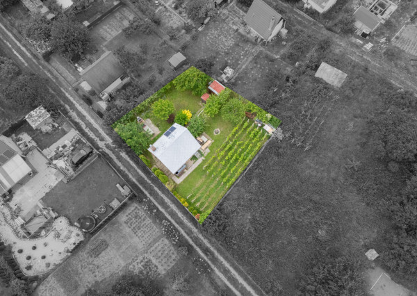 VÝRAZNÁ ZĽAVA: Na predaj záhradná chata s výhľadom na golfové ihrisko v Skalici